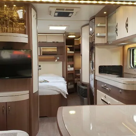 Botel Eldecamper *