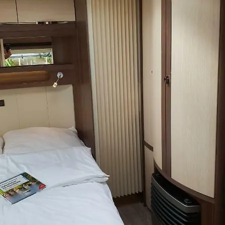 Botel Eldecamper *